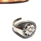 Anelli cammeo personalizzabili con vari disegni e iniziali disponibili contornati con zirconi bianchi naturali in argento 925 rodiato